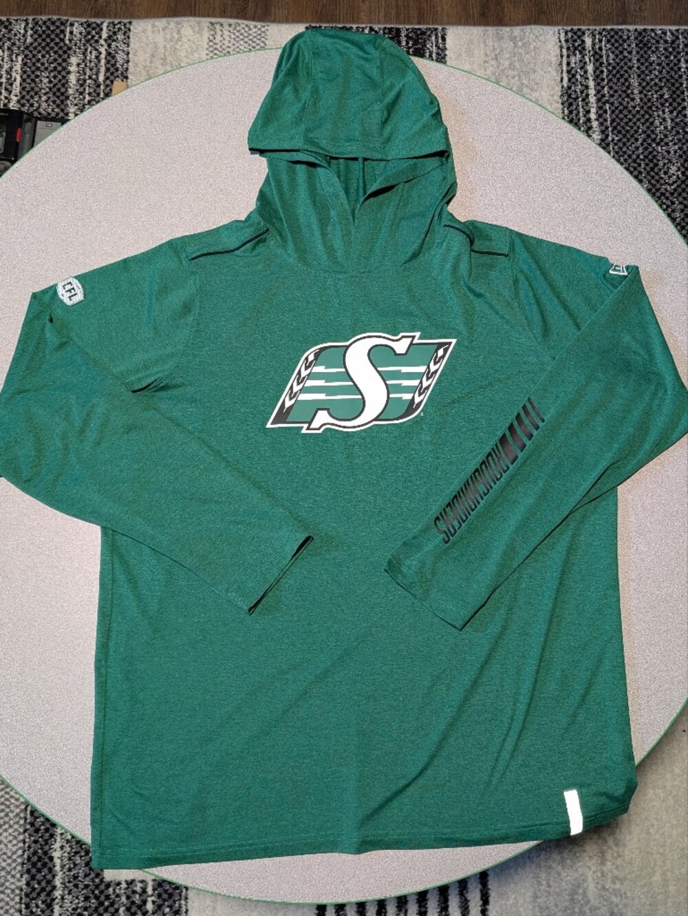 Saskatchewan Roughriders New Era Sideline CFL Men's Long Sleeve Hoodie Shirt XL